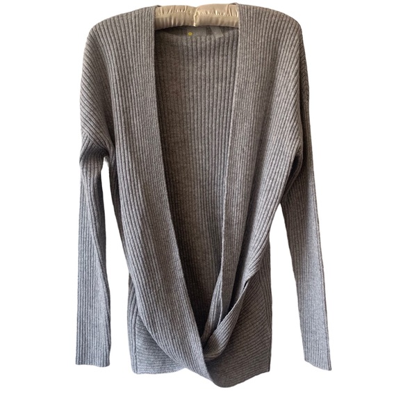 ZELLA HEATHER GRAY RIBBED WRAP SWEATER SIZE SMALL - Picture 5 of 16
